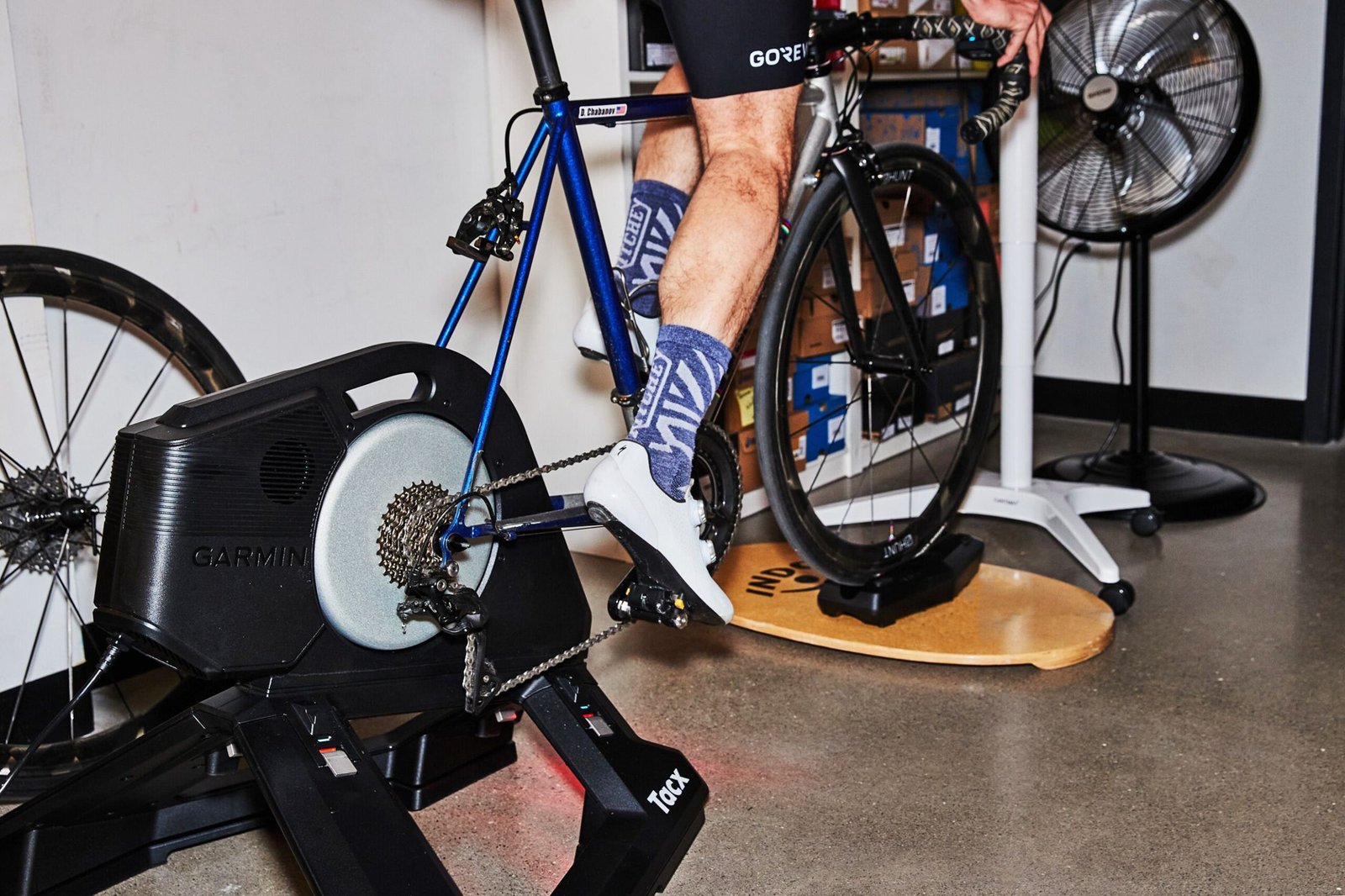 Cxwxc Vs Sportneer Bike Trainer: Ultimate Showdown